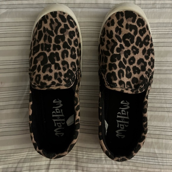 Women’s Mad Love cheetah print, slip on shoes, size 6 - Picture 7 of 8